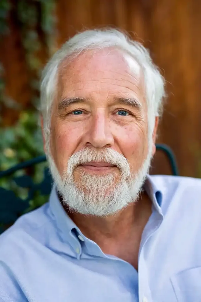 Headshot photo of Ernest Freeburg