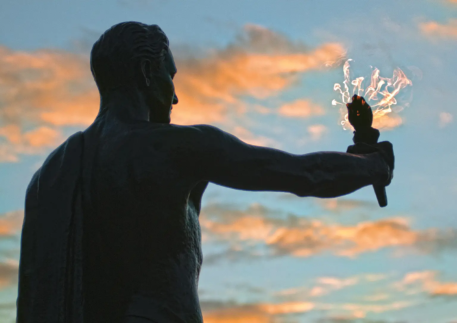 Photo of the torchbearer statue