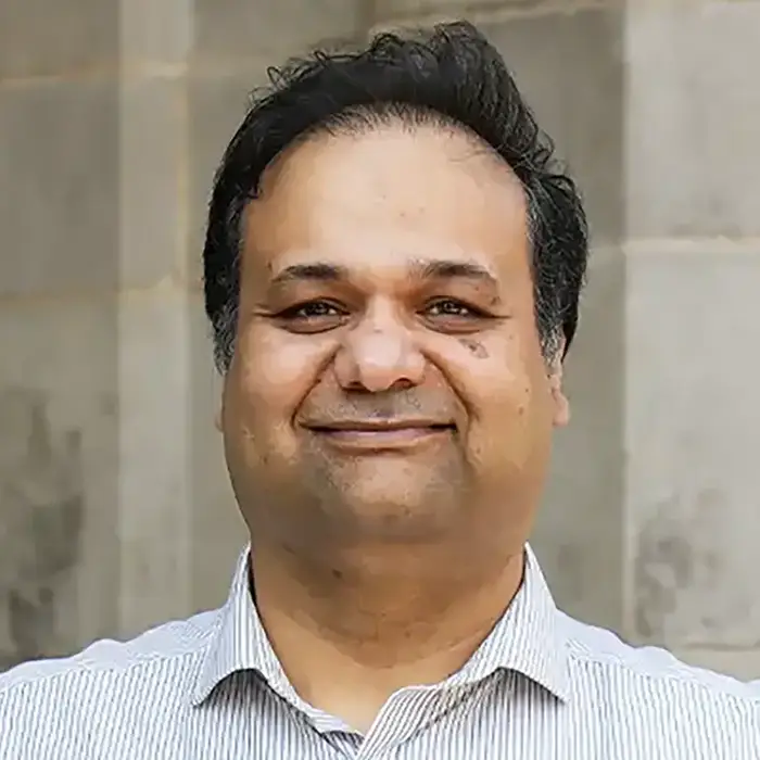 headshot photo of Ehsan Lor Afshar