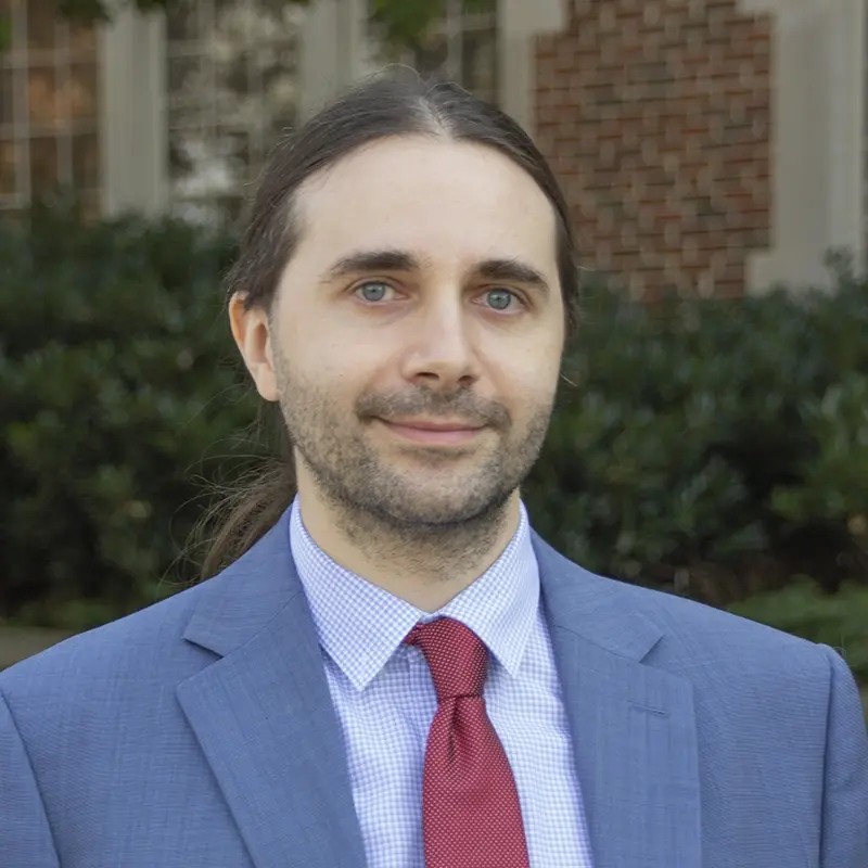 Headshot of Konstantinos Vogiatzis