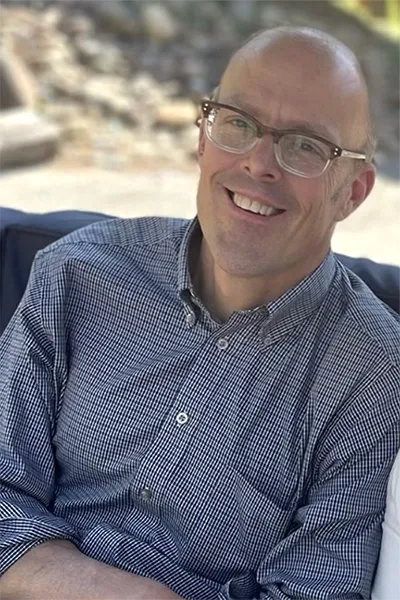 Headshot of Alex Bentley